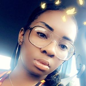 Meet your Posher, Sade